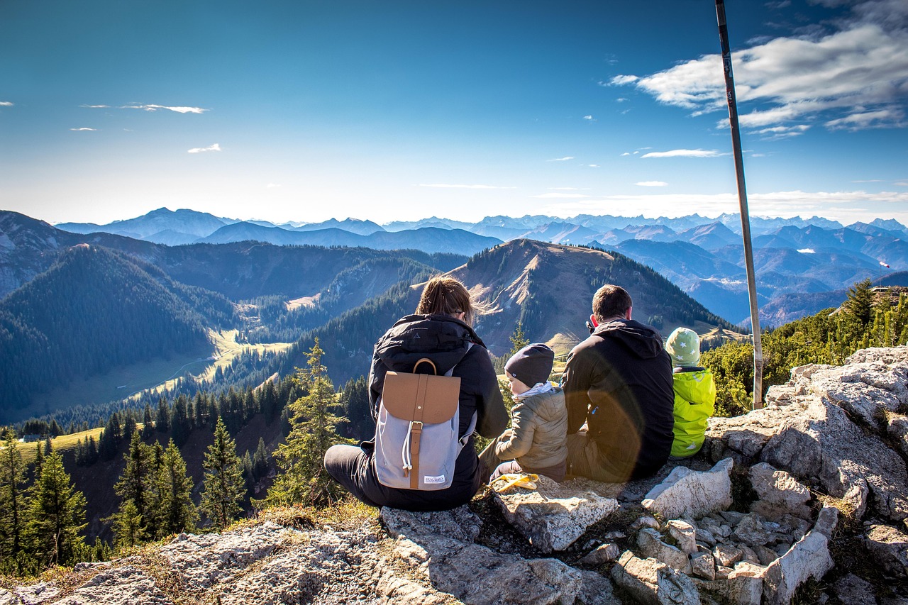 Home family, hike, travel, nature, alps, distant view, hochwald, fir trees, mountains, wallberg, summit, picnic, hiking area, recreation, leisure time, mood, bavaria