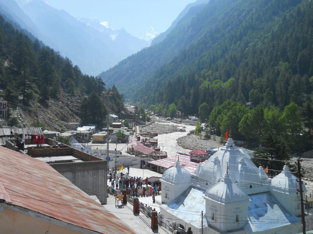 Char Dham Yatra jayanta banerjee 4flfsyfnqum unsplash